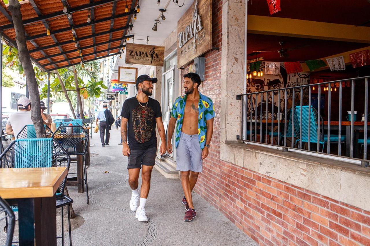 La Iguana Vallarta Lgbt Adults Only - Romantic Zone - Party Clubbing Street Πουέρτο Βαγιάρτα Εξωτερικό φωτογραφία