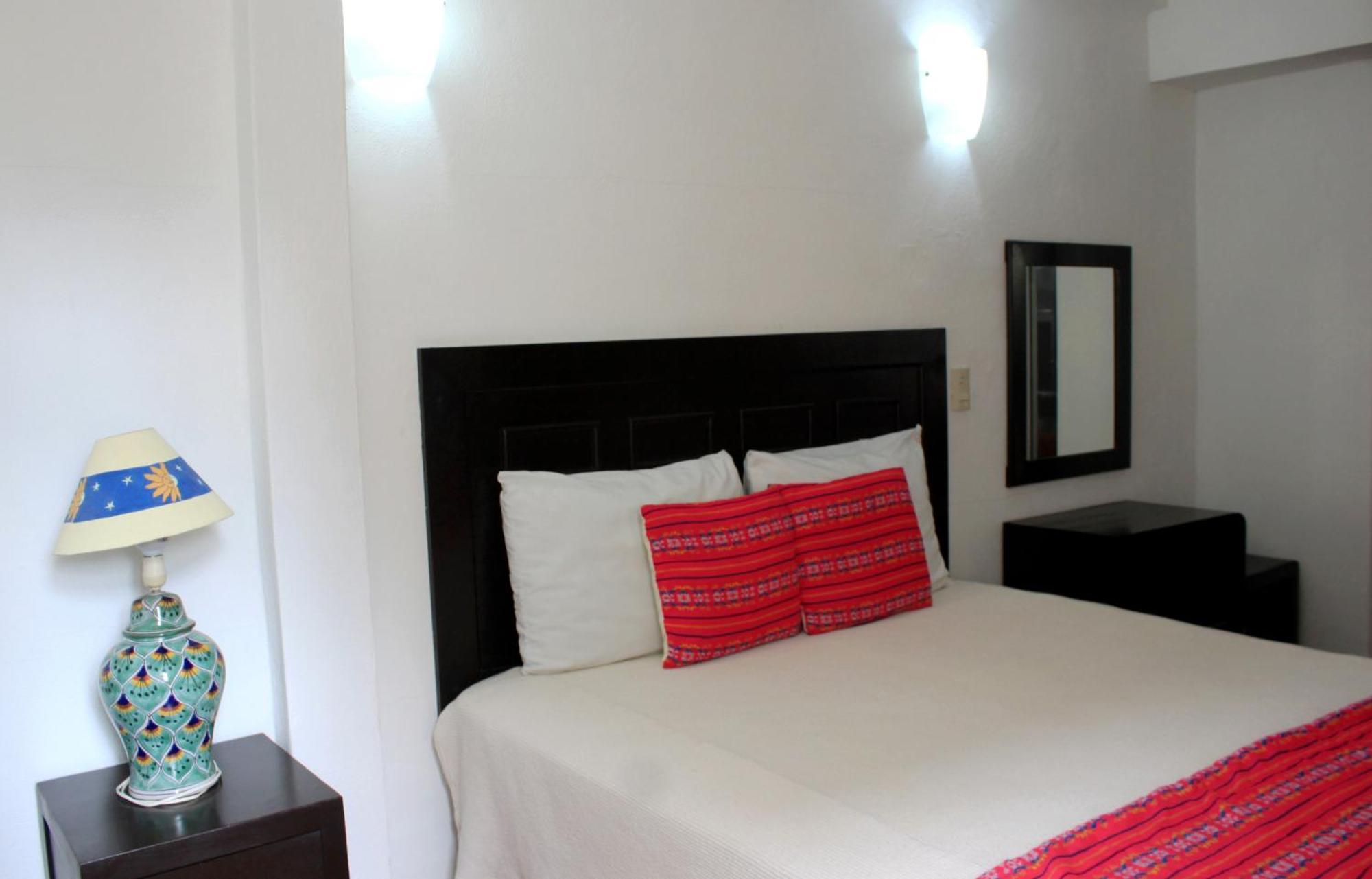 La Iguana Vallarta Lgbt Adults Only - Romantic Zone - Party Clubbing Street Πουέρτο Βαγιάρτα Δωμάτιο φωτογραφία