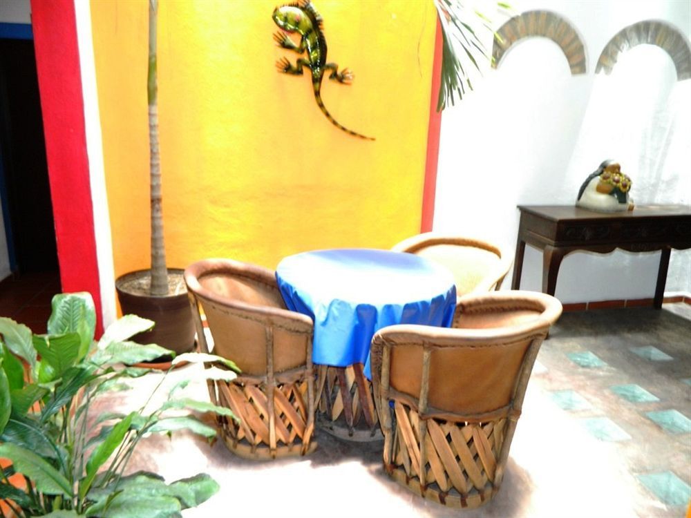 La Iguana Vallarta Lgbt Adults Only - Romantic Zone - Party Clubbing Street Πουέρτο Βαγιάρτα Εξωτερικό φωτογραφία